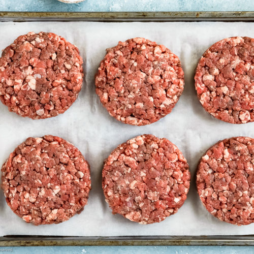 Beef Burger Recipe : Spicy Beef Burger Recipe By Kezia S Kitchen Cookpad / A barbecue isn't complete without a proper homemade burger so we show you how to make the perfect beef, lamb, pork, fish or veggie burger.