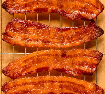 Candied bacon in the oven